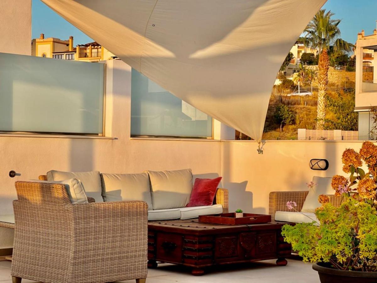 Baviera Hills Holiday Apartment Caleta De Velez Dış mekan fotoğraf